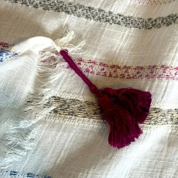 NWT J Jill Shawl/ triangle scarf - Picture 7 of 7